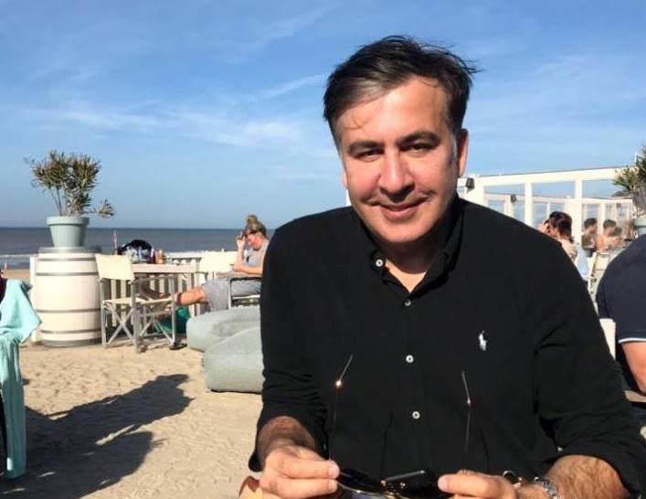 "ტრამპი ყველგან ამბობდა: მე ვიცნობ სააკაშვილს, ის ისეთი მაგარია!" - ექსპრეზიდენტის ლექცია ოდესაში